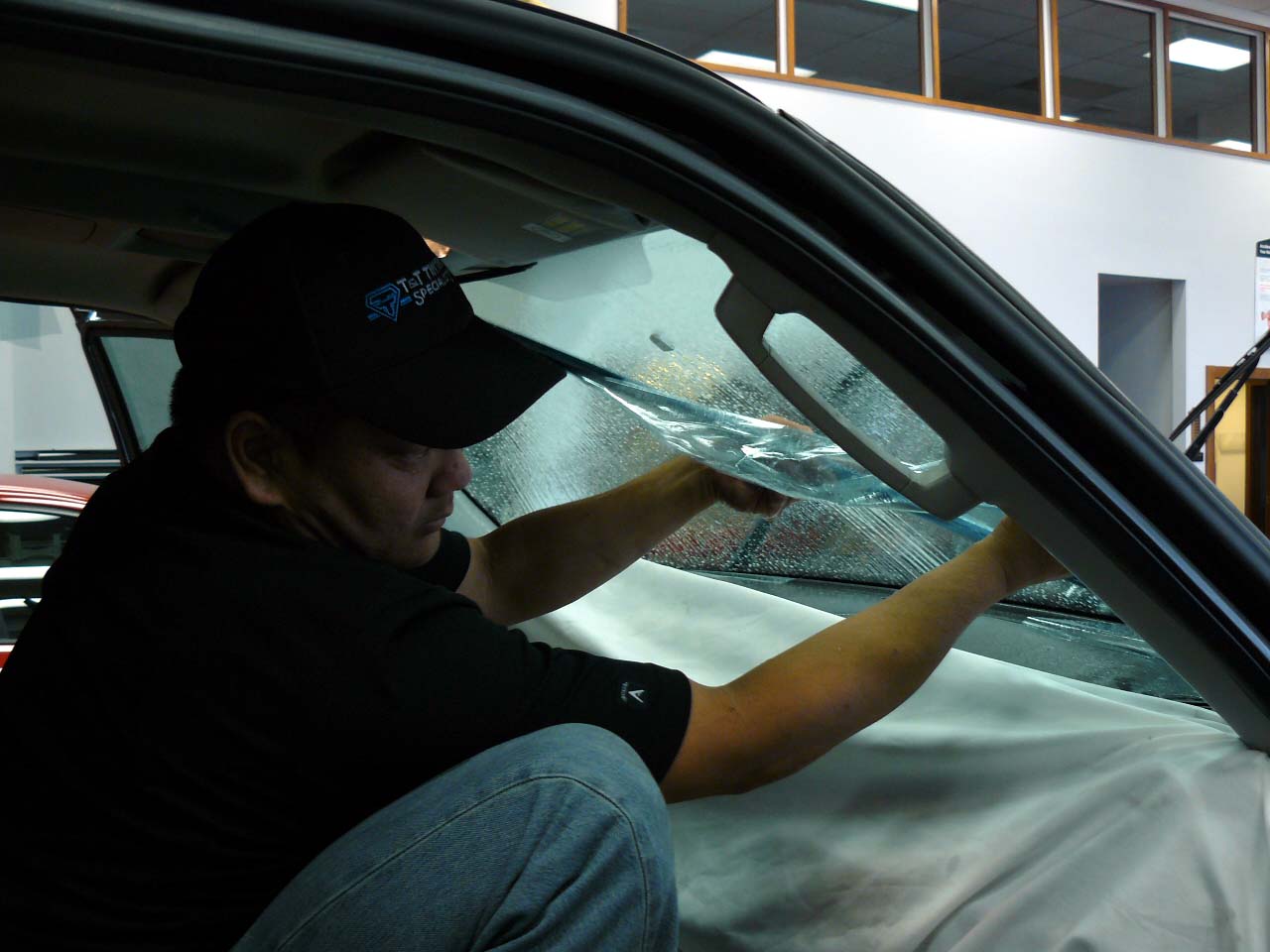 Clear window tint: Protect Your Car in Just 1,5 hrs